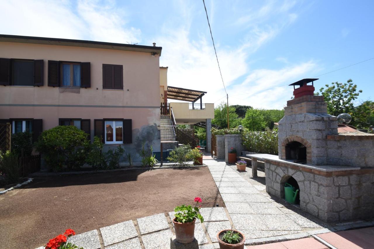 Appartamenti OLEANDRO - Giardini e Terrazze Marina di Campo Esterno foto